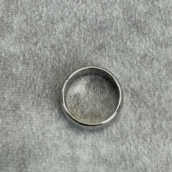 Louis Vuitton Silver Initiales Monogram Ring 8.5 - Picture 2 of 6